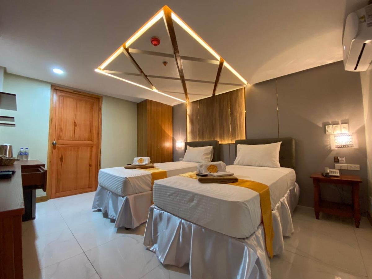 Ngn Gran Hotel Tuguegarao Esterno foto