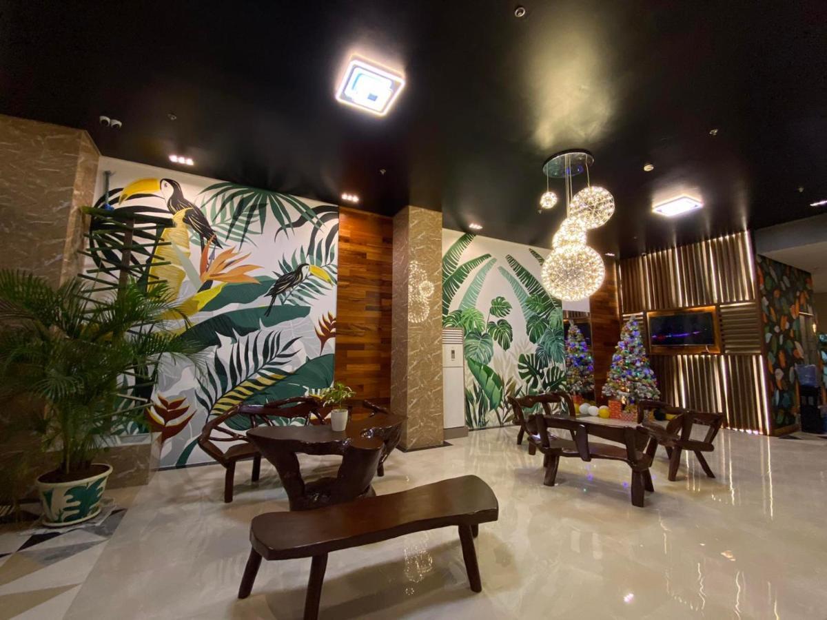 Ngn Gran Hotel Tuguegarao Esterno foto