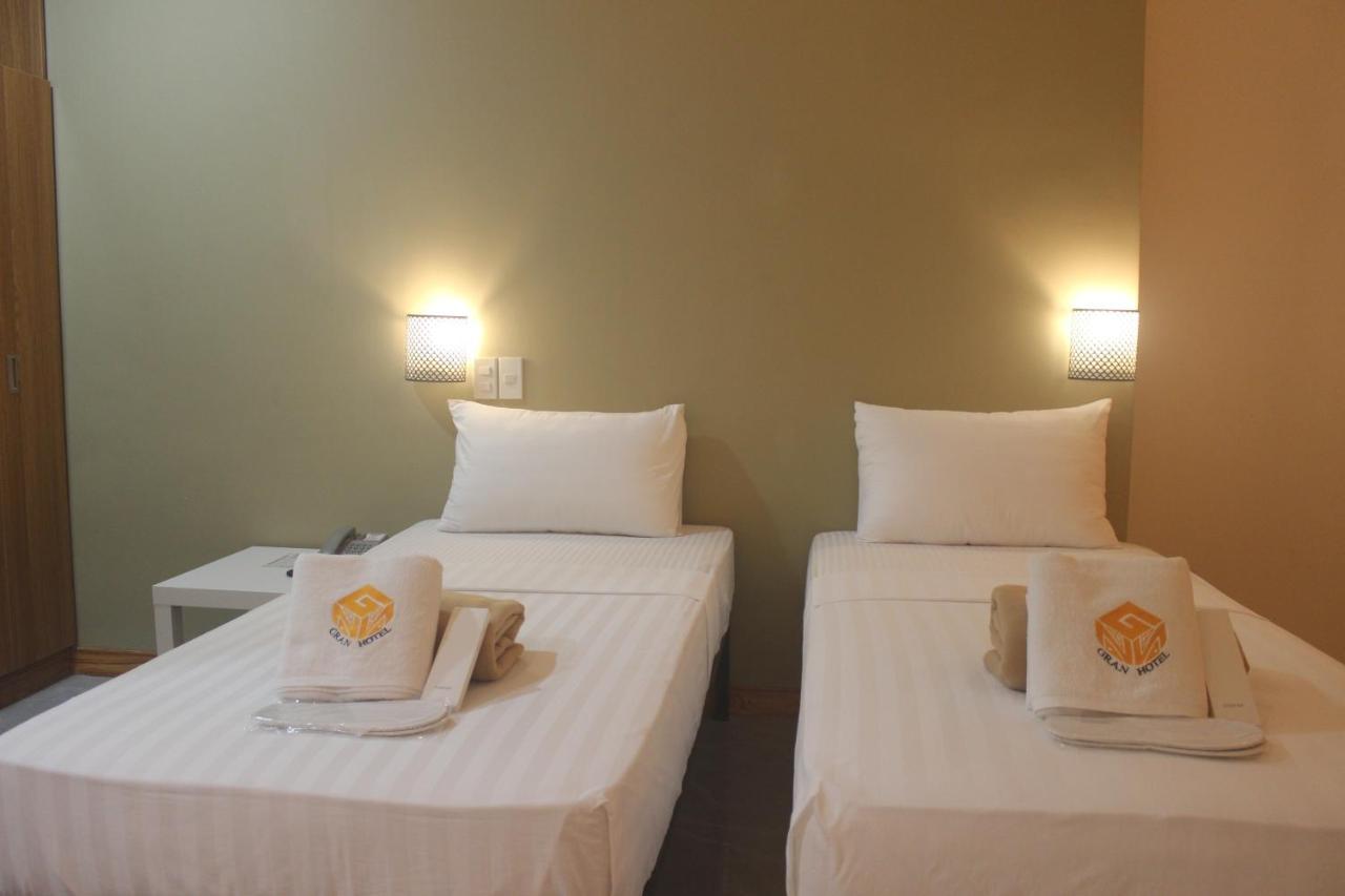 Ngn Gran Hotel Tuguegarao Esterno foto
