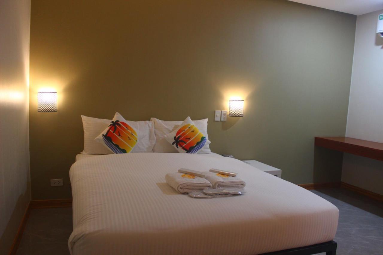 Ngn Gran Hotel Tuguegarao Esterno foto