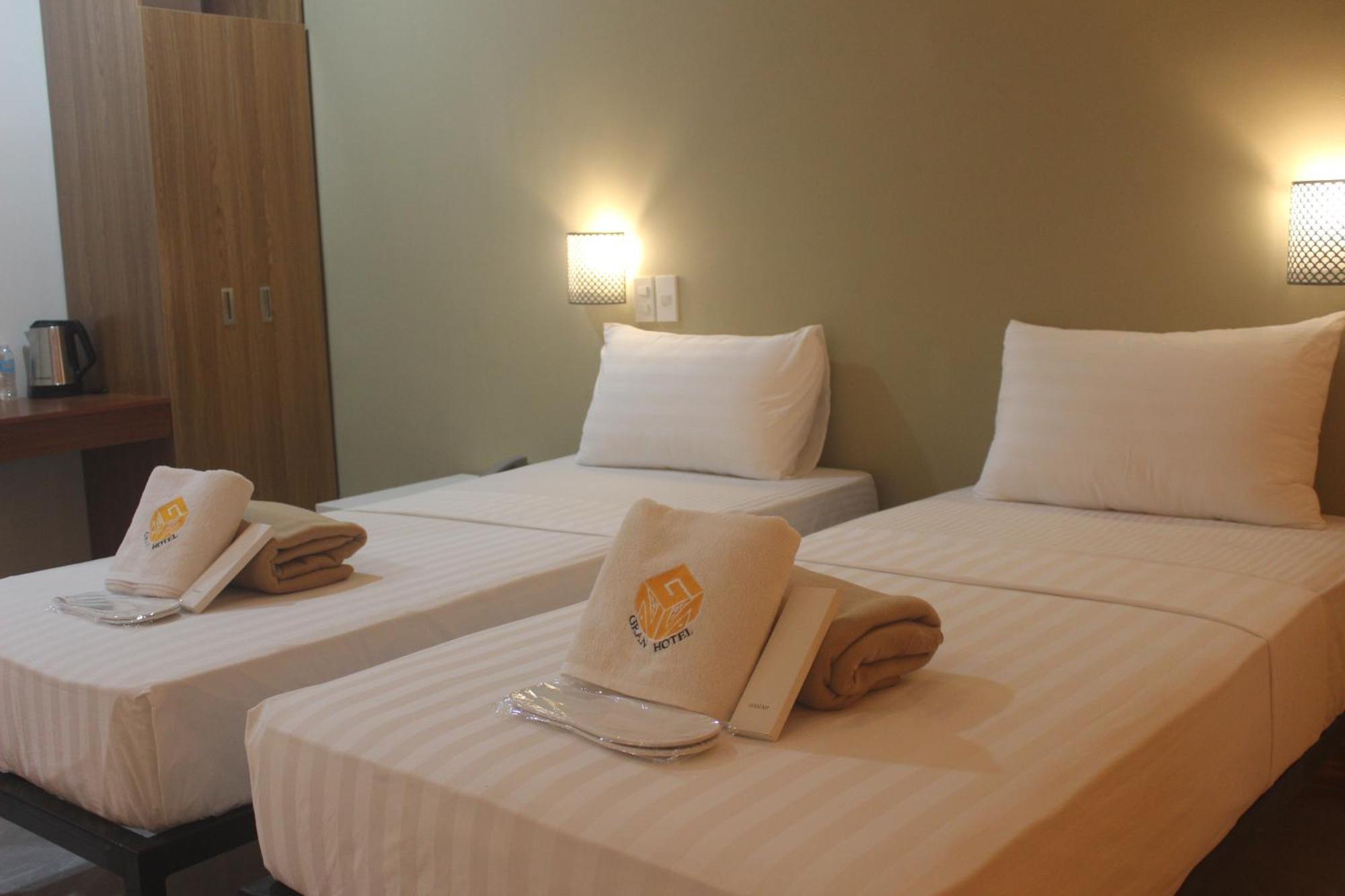 Ngn Gran Hotel Tuguegarao Esterno foto